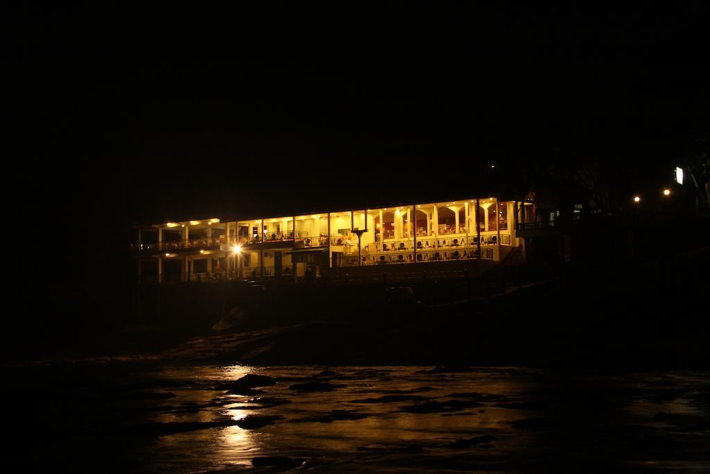 Hotel Pinnalanda - New Deal! Half Off Airport Pickups Available Pinnawala  Exterior foto
